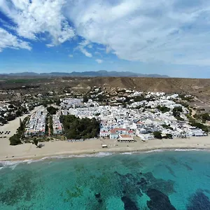 https://casa-mellis-aguamarga.es-andalucia.com